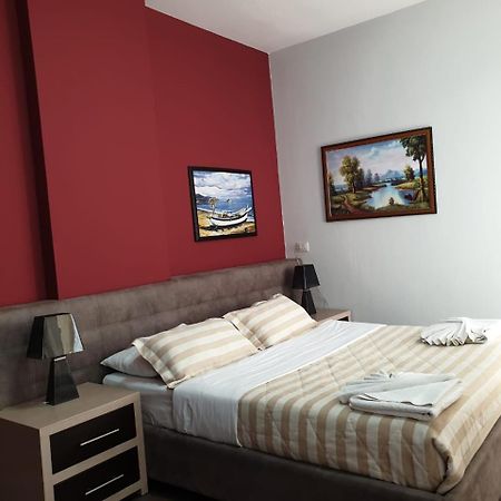 Perandor Beach Durrës Esterno foto