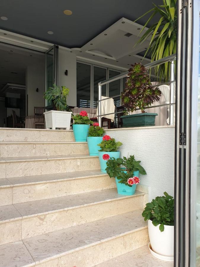 Perandor Beach Durrës Esterno foto